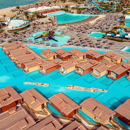 Titanic Palace Families And Couples Only Hurghada Bagian luar foto Aerial view of the resort